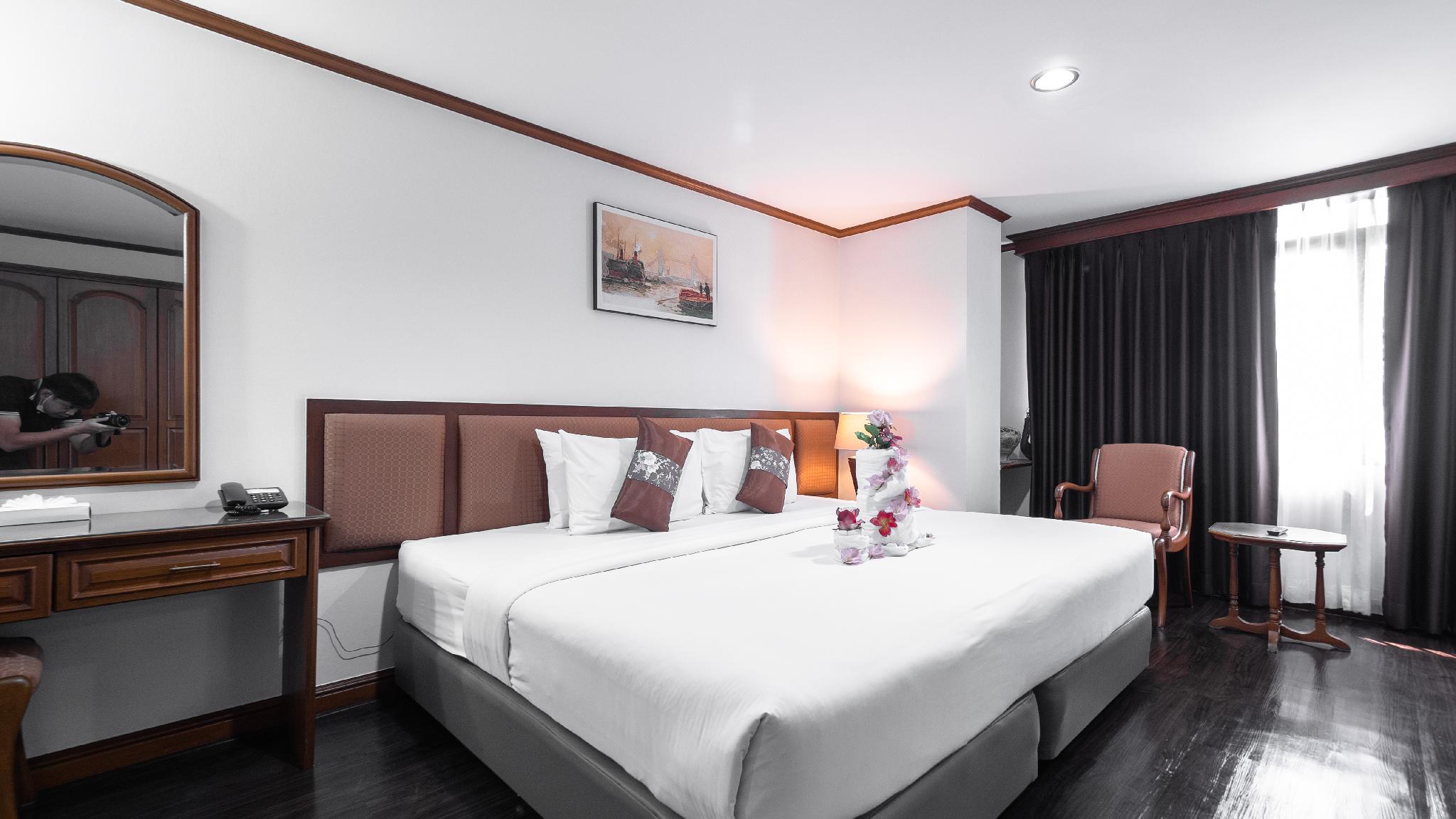 Semi Room, Presidential, Suite, 2 Semi Double Beds