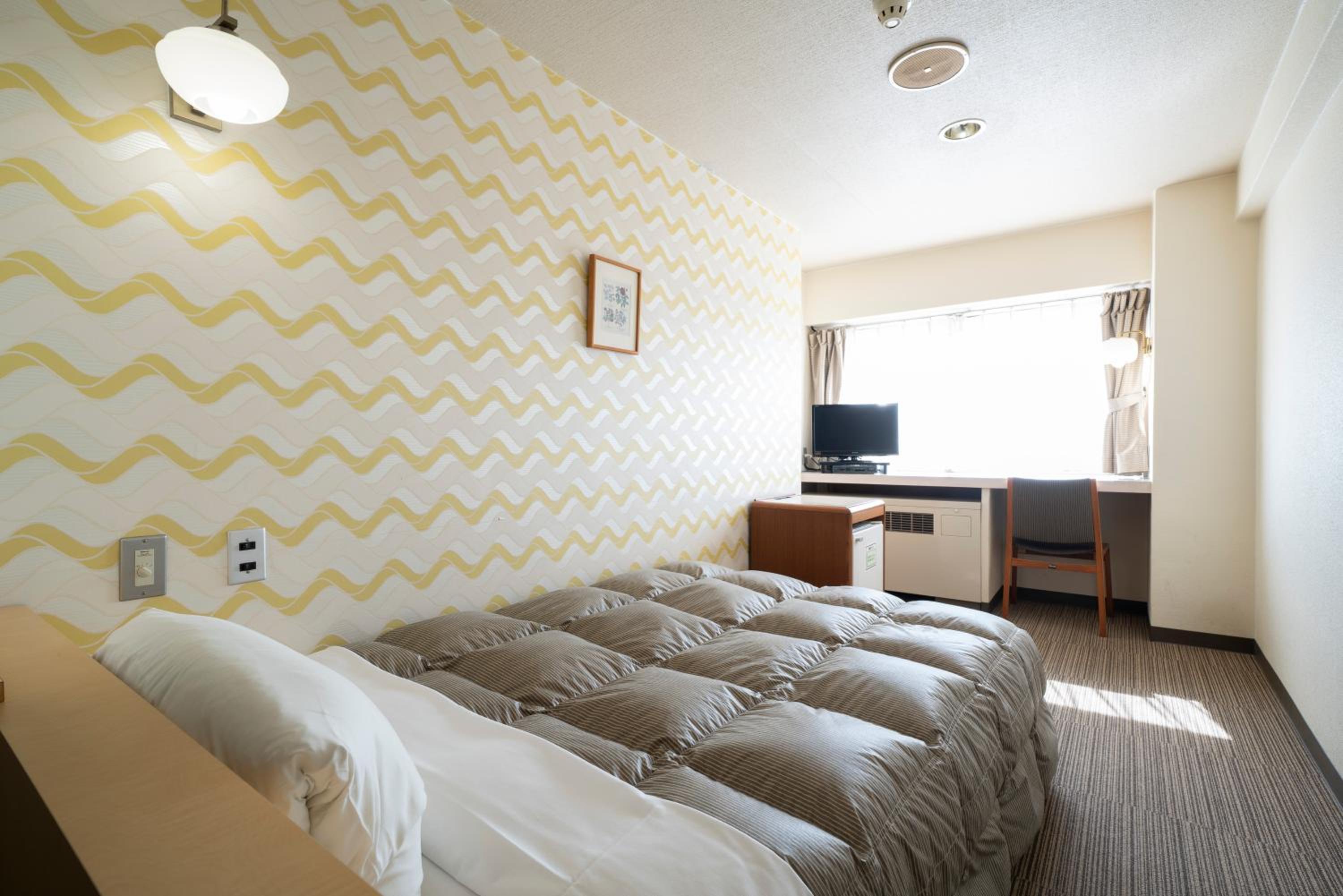 Room, Single