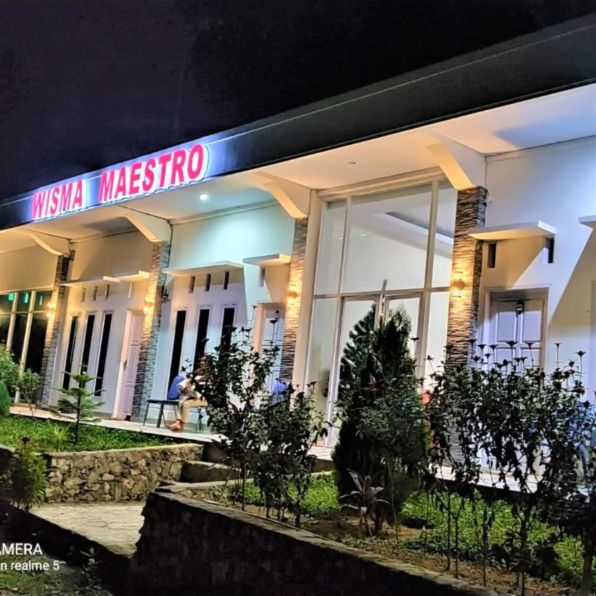 Wisma Maestro Toraja 3/38