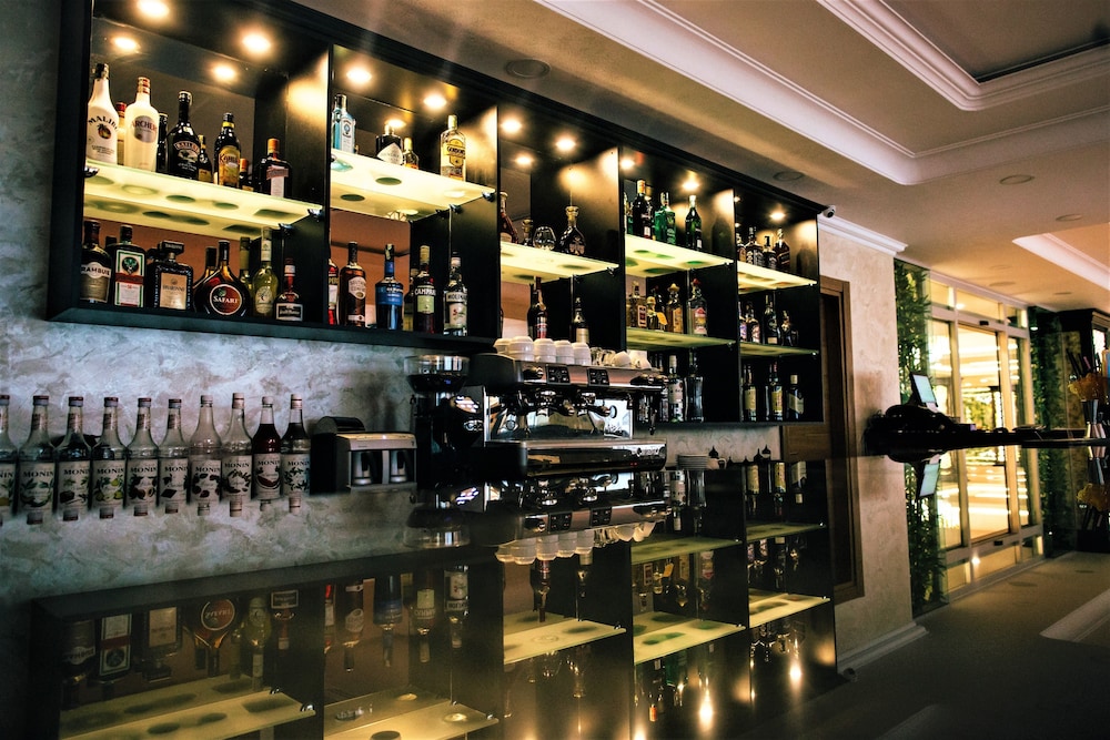 Wyndham Baku 20/50