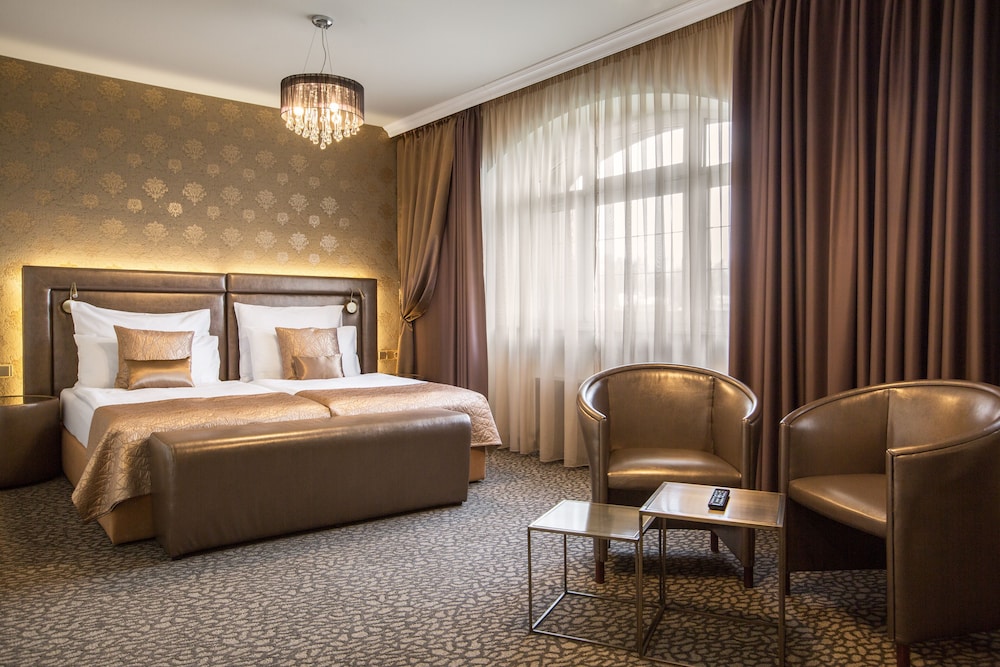 Hotel Sen 4/41