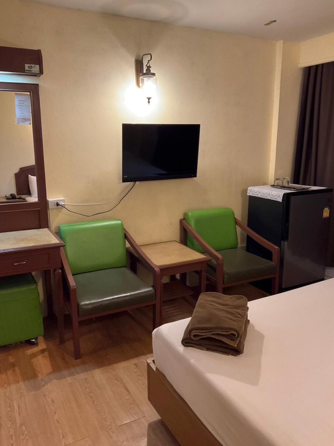 INTERTOWER HOTEL (SHA) 33/48