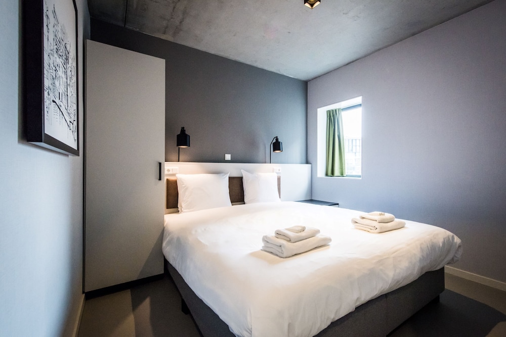 Short Stay Group Eastern Docklands Apartments 8/50