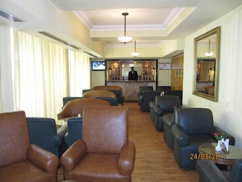 Ritz Plaza 30/50