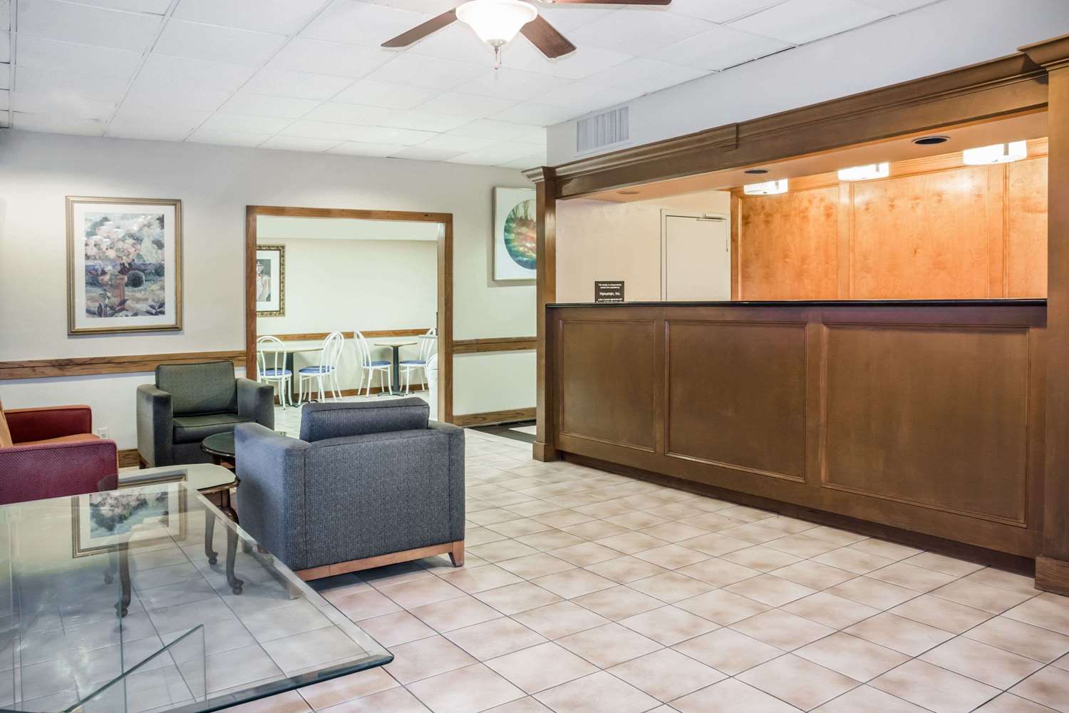 Studio6 Lake Jackson, TX 3/10