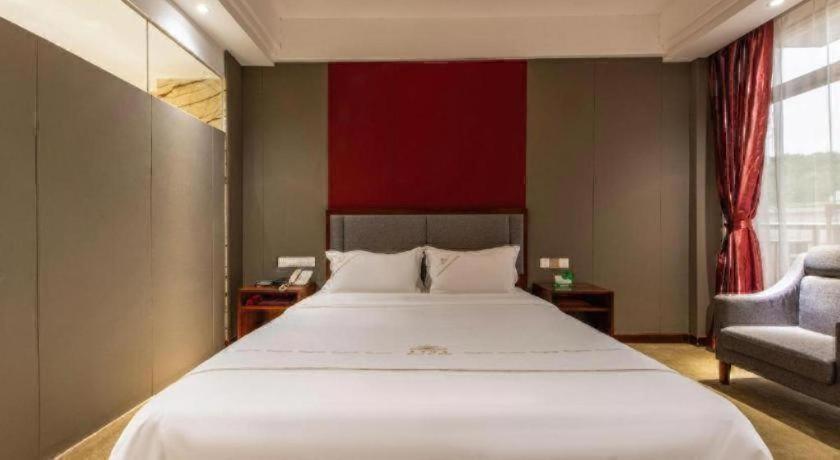 Foshan Emperor Hotel 15/69