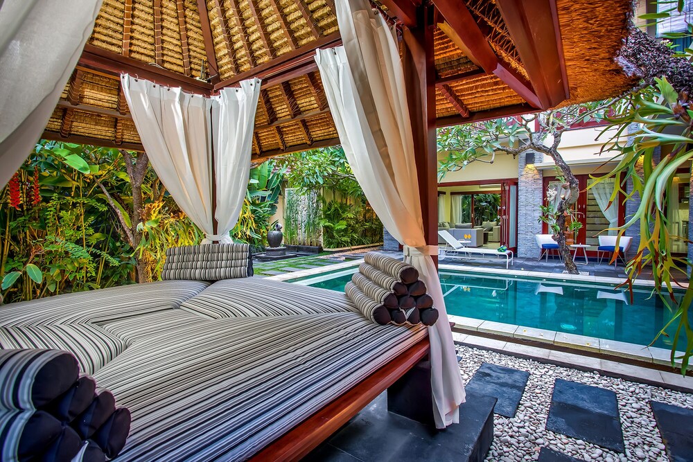 Tiga Samudra Villa 35/50