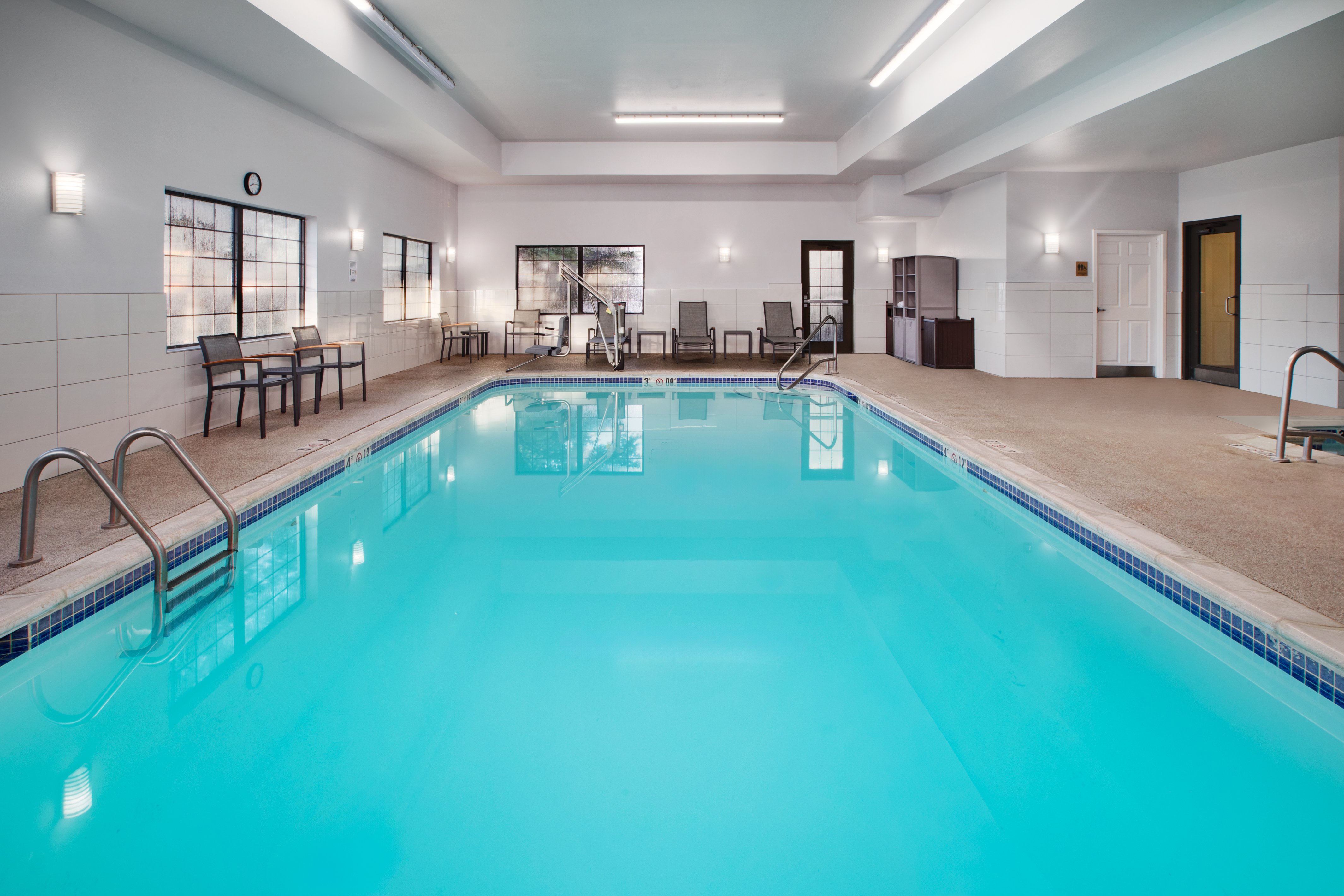 STAYBRIDGE SUITES LINCOLN NORTHEAST 17/59