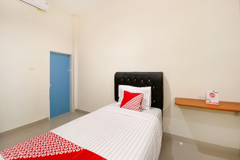 Super OYO Capital O 3092 Falah Residence Syariah 14/24