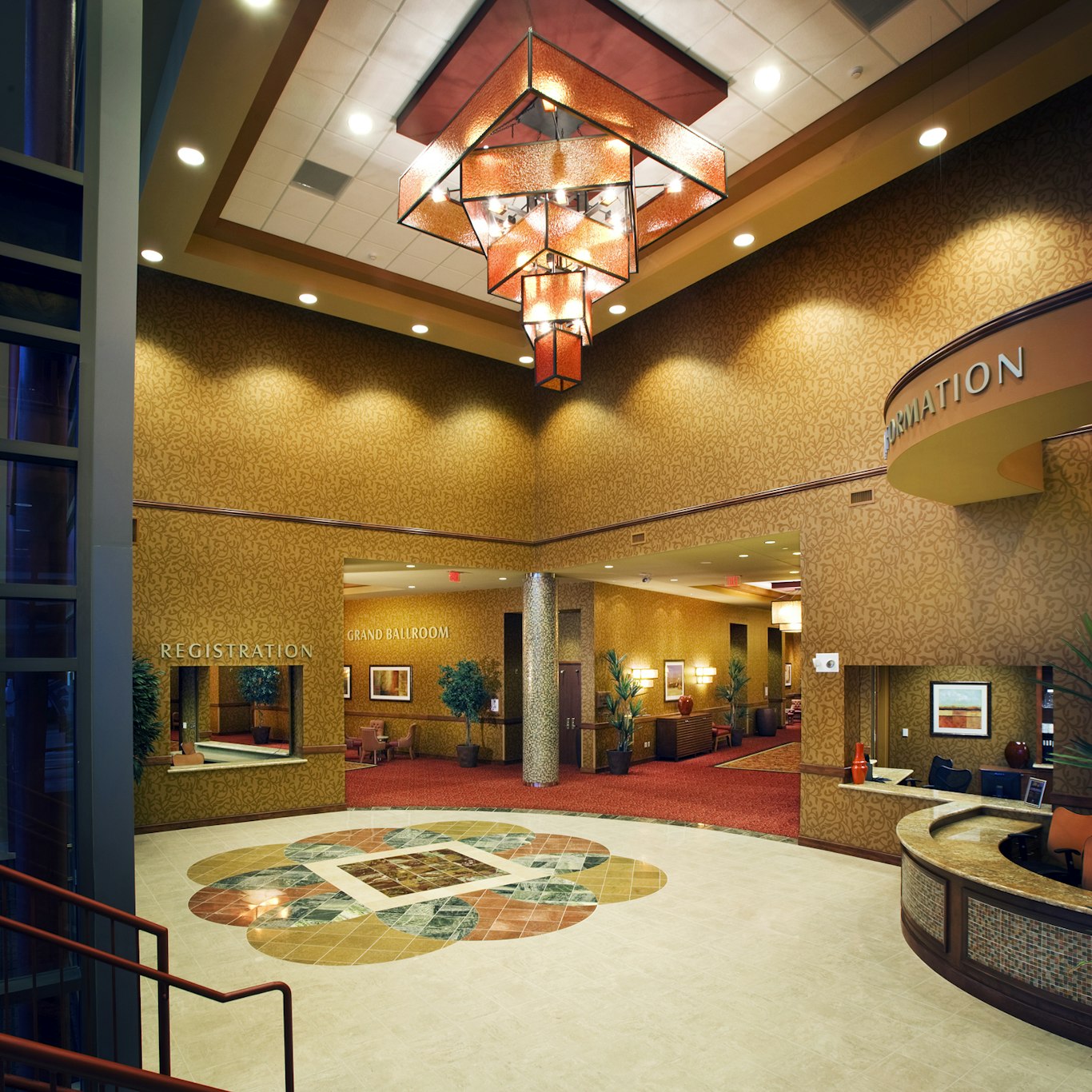 Embassy Suites By Hilton E Peoria Riverfront Conf Center 11/60