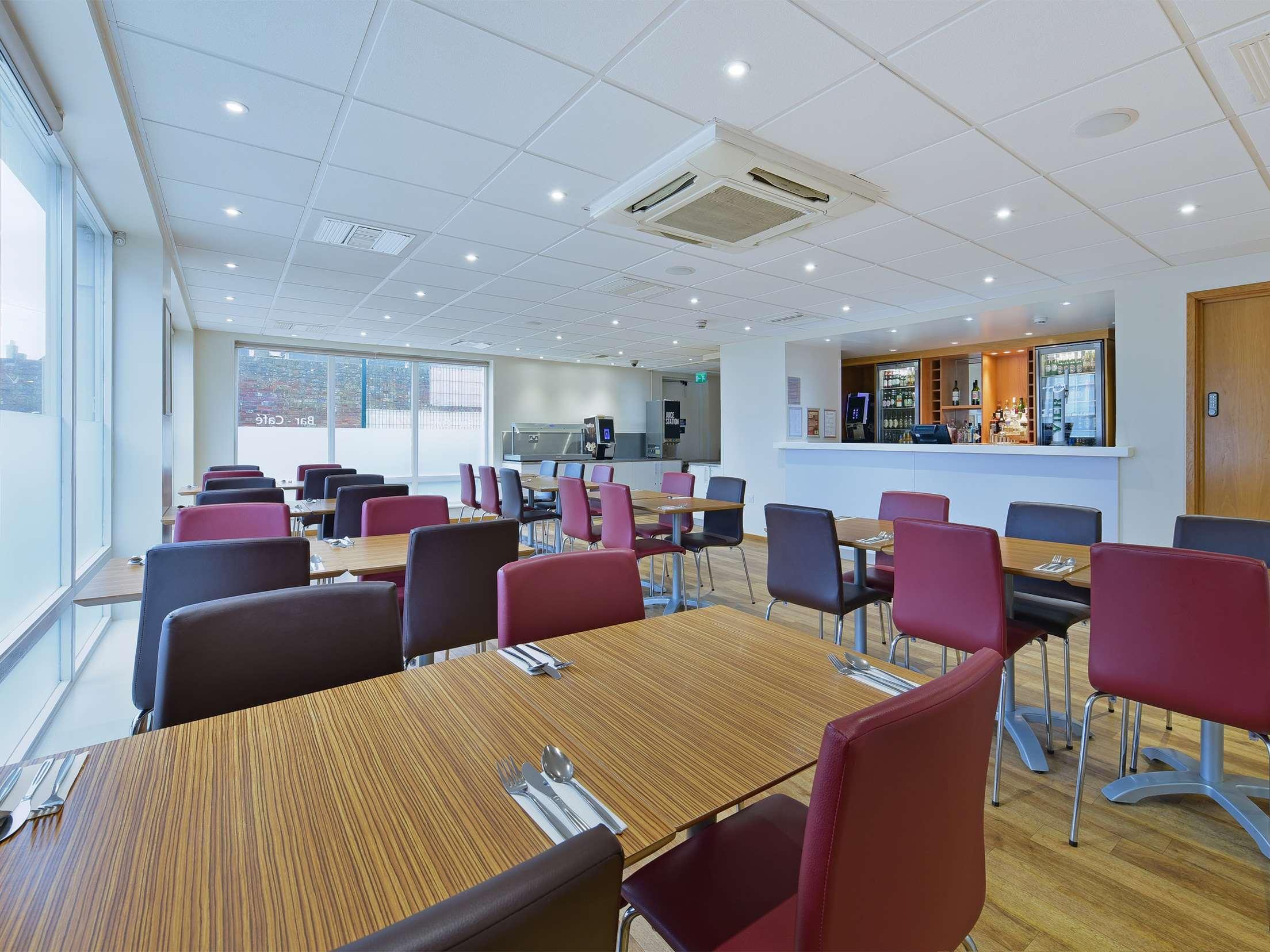 Travelodge Newport Isle of Wight 8/13