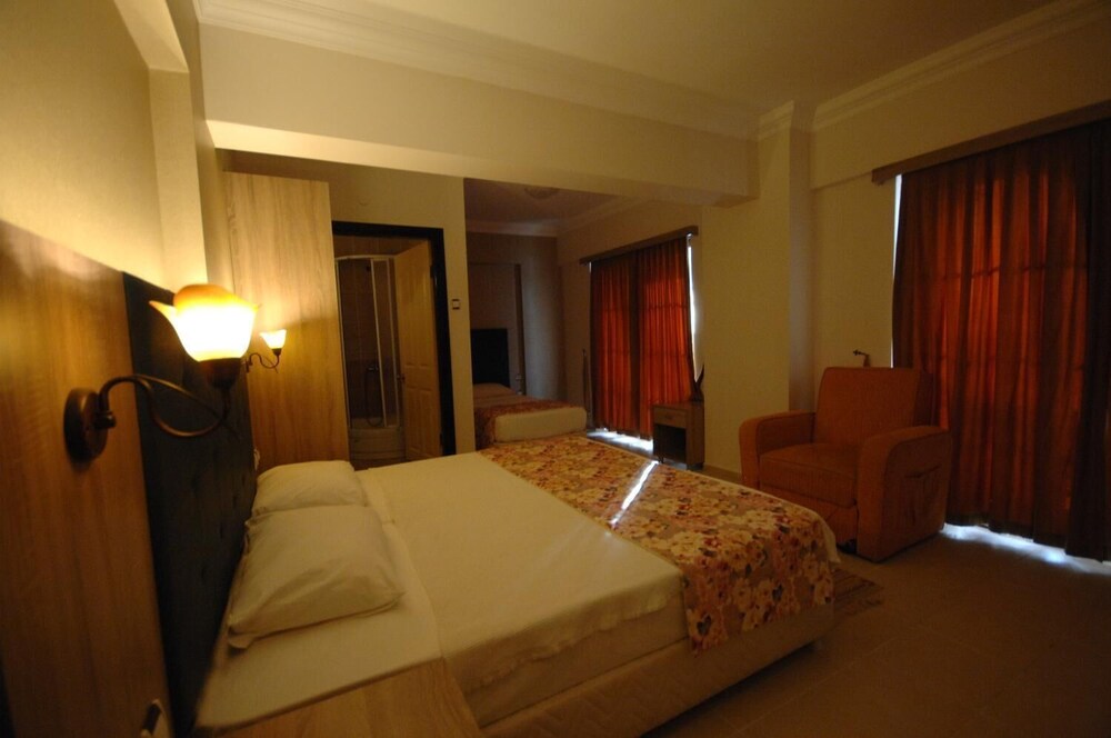 Hamle Hotel 13/48