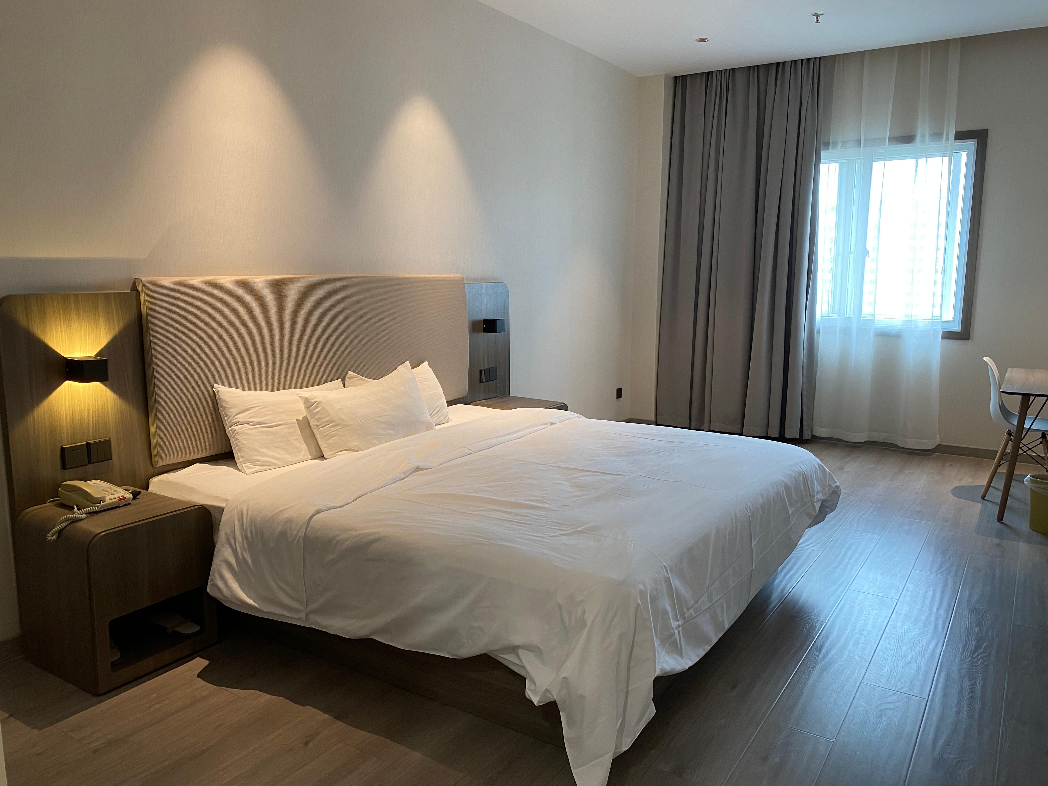 HanTing Hotel (Tongxiang Xiaochang East Road) 7/21