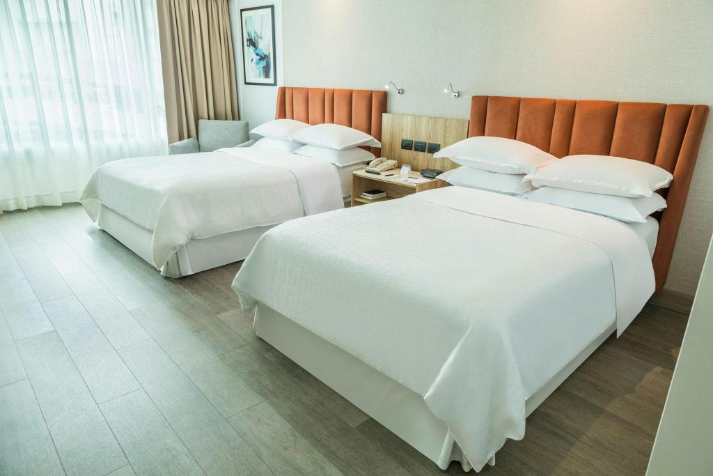 Renovated, Deluxe, 2 Double Beds, High Floor