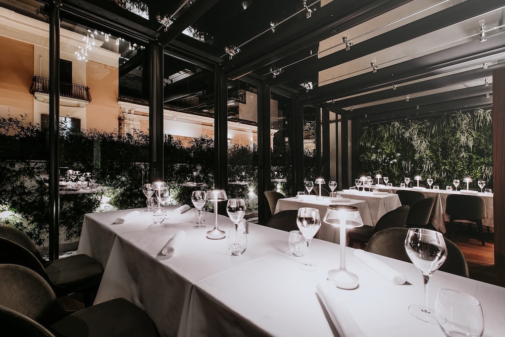 Baca Suites Restaurant & Bar 45/56
