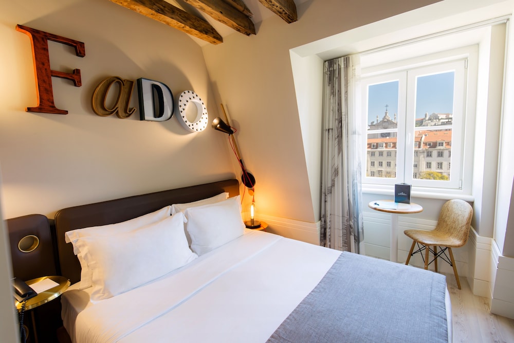 ROSSIO, DOUBLE BED