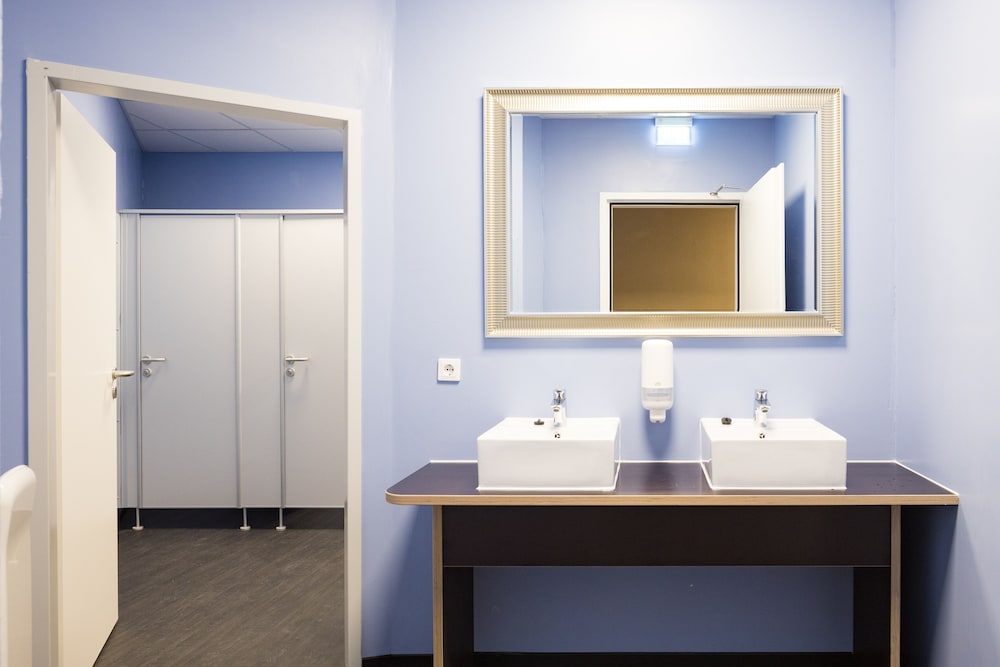 BoxHotel Hannover (App based Hotel) 27/28