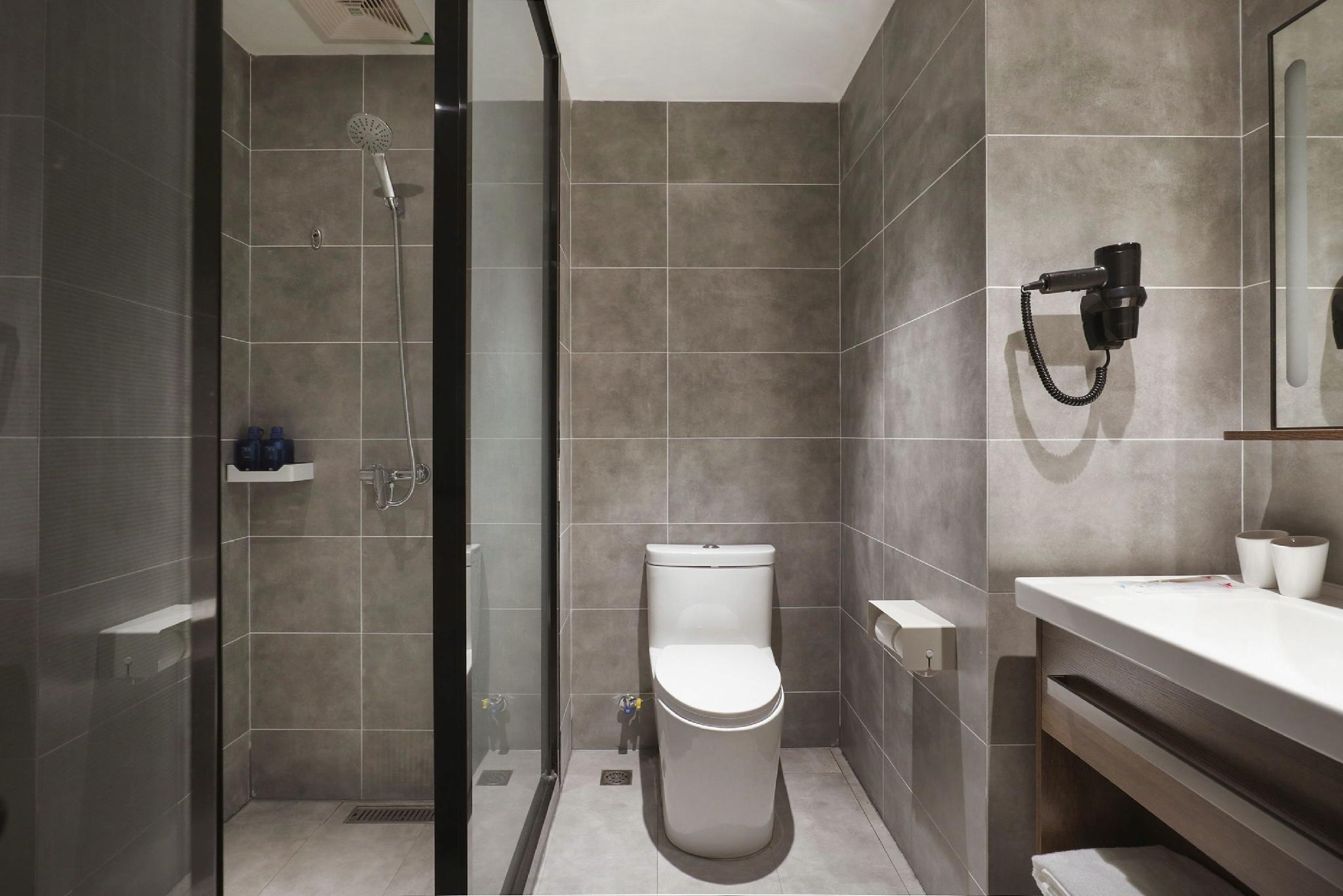 HanTing Hotel (Nanjing South Railway Station Software Avenue Hotel) 43/43