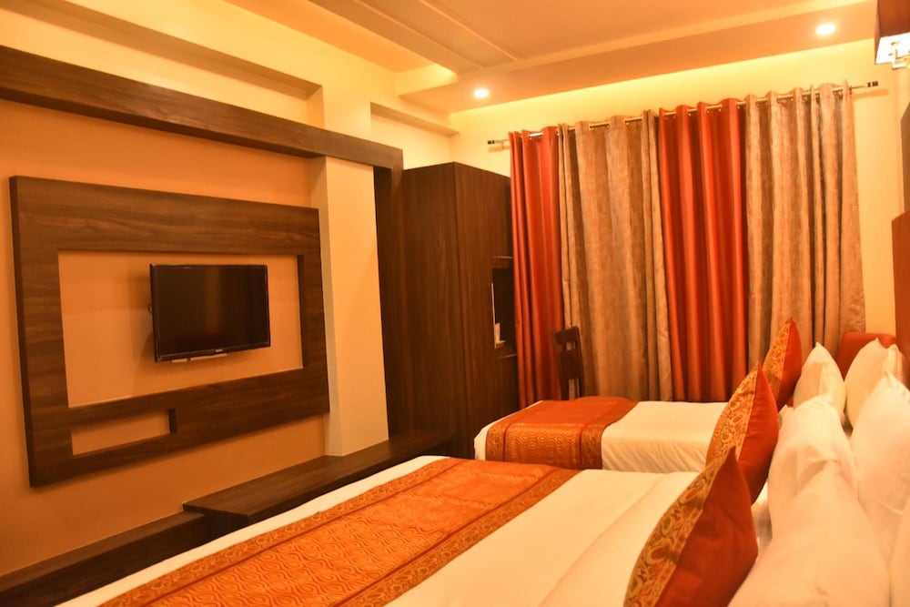 Hotel Abhinav International 22/26