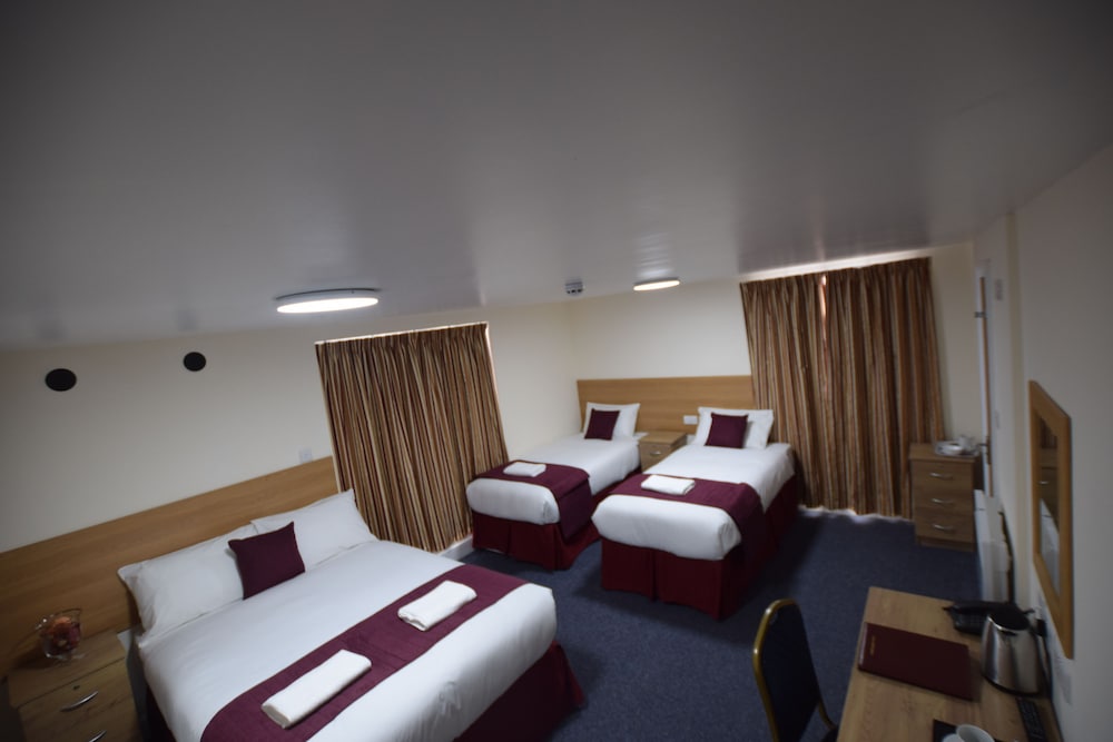 Premierlux Serviced Apartments 32/62