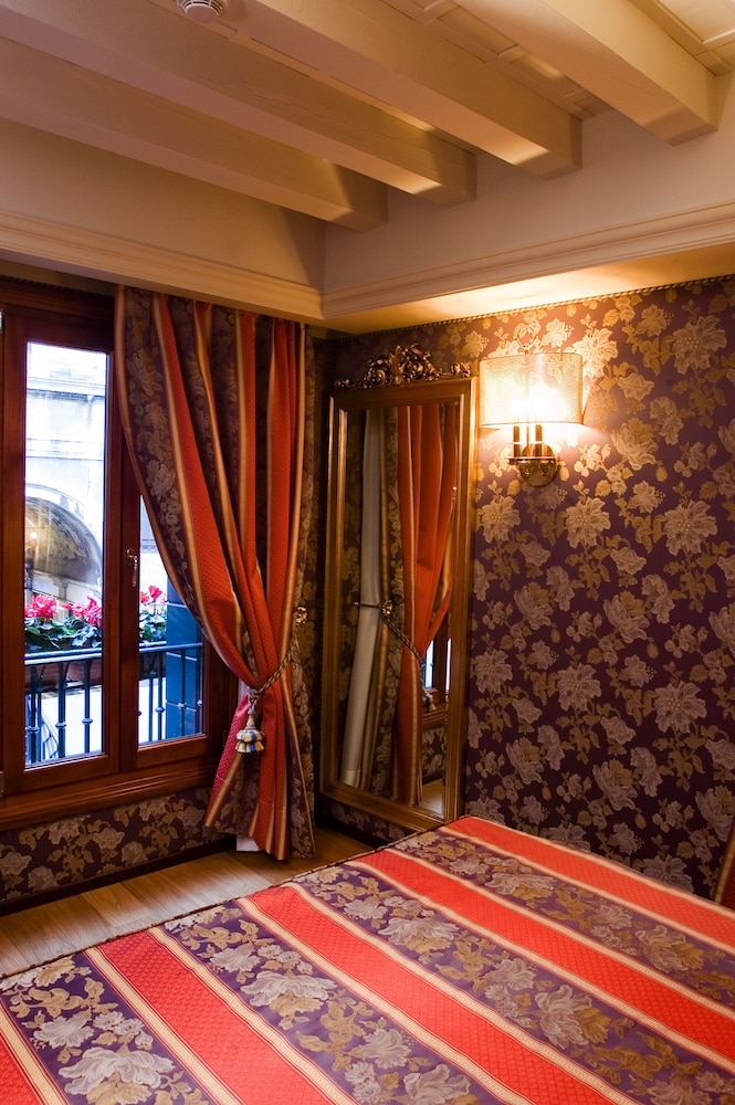 Royal San Marco & Suites 28/50