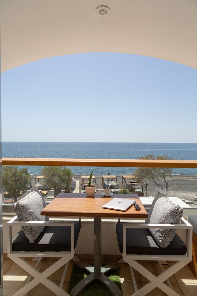 Glykeria Mini Suites 53/59