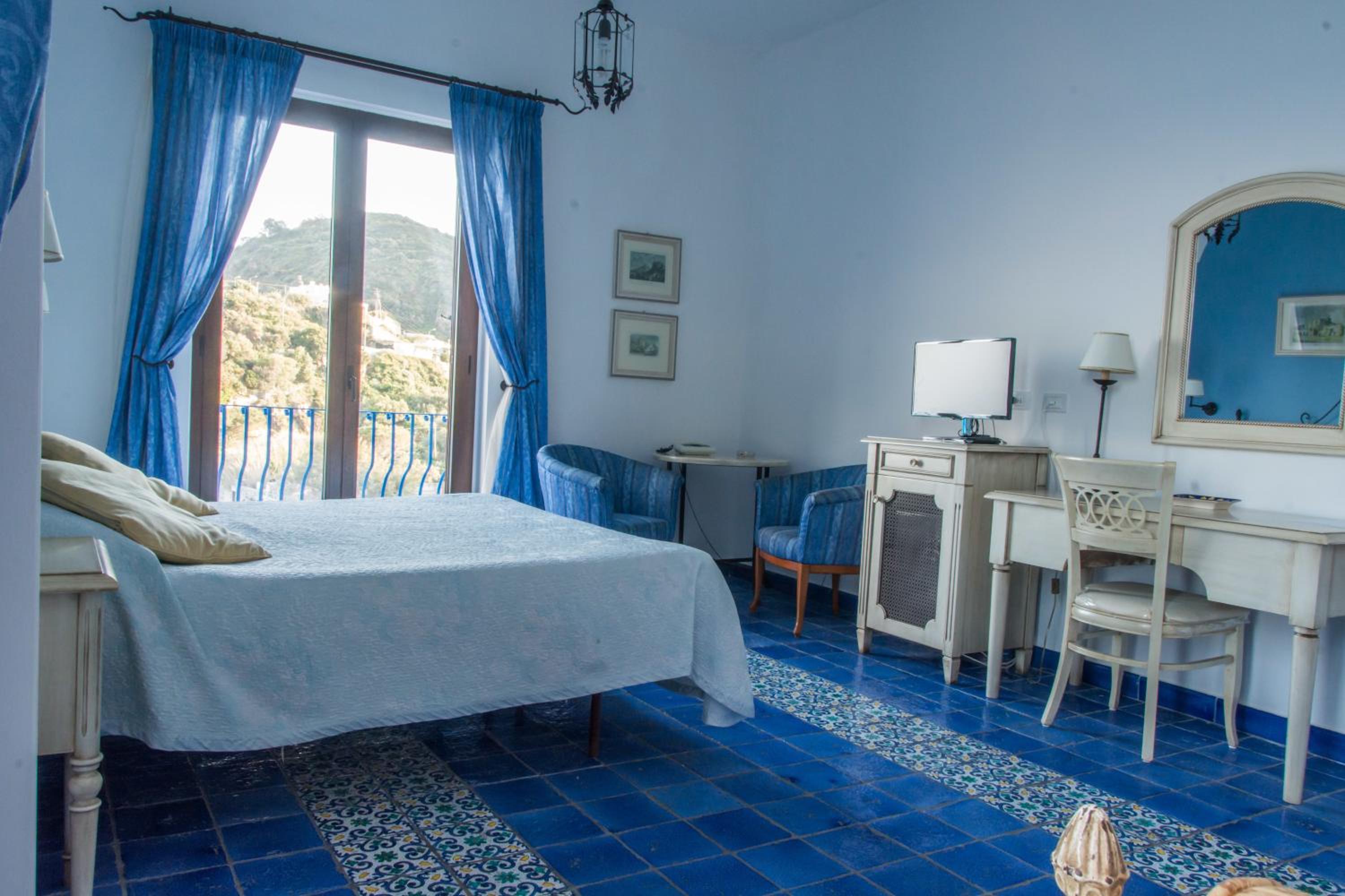 Hotel Rocce Azzurre 13/53