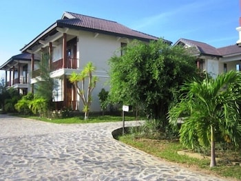 Aniise Villa Resort 35/39
