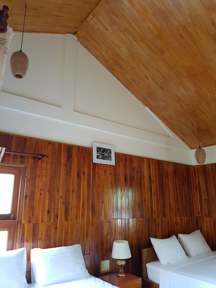 Free Beach Resort 23/50