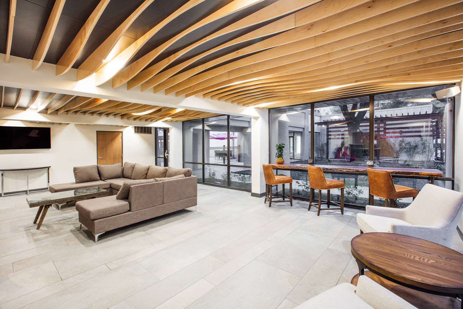 Ramada By Wyndham Austin South 30/52
