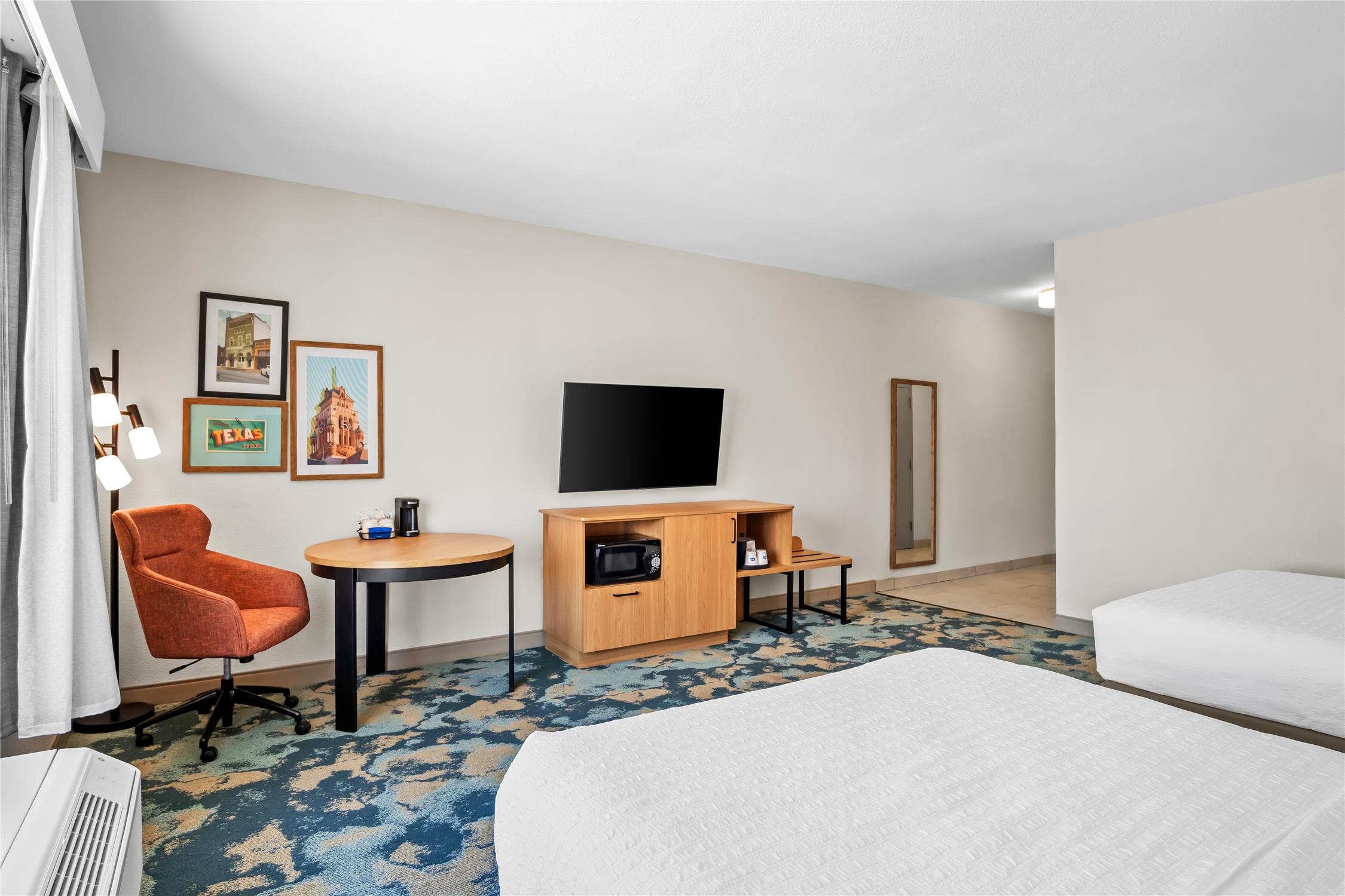 Hampton Inn And Suites Waxahachie 31/76