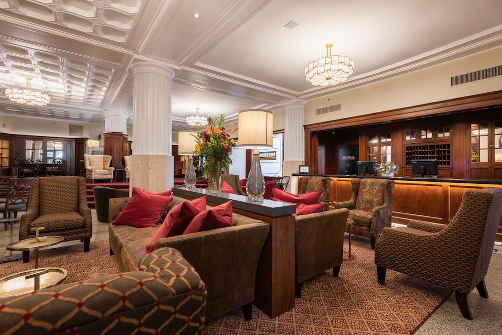 The Eldridge Hotel 26/31