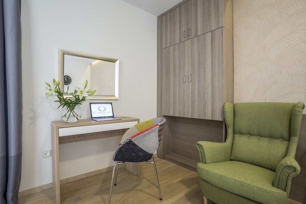 Centro Di Centri Rooms 53/77