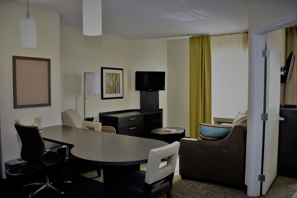 Candlewood Suites East Syracuse - Carrier Circle 26/39