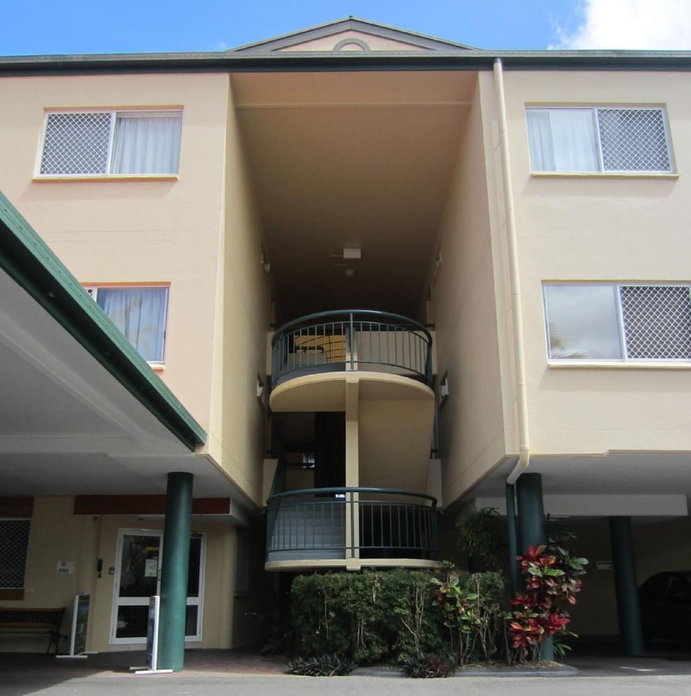 TRADEWINDS MCLEOD HOLIDAY APARTMENTS 13/43