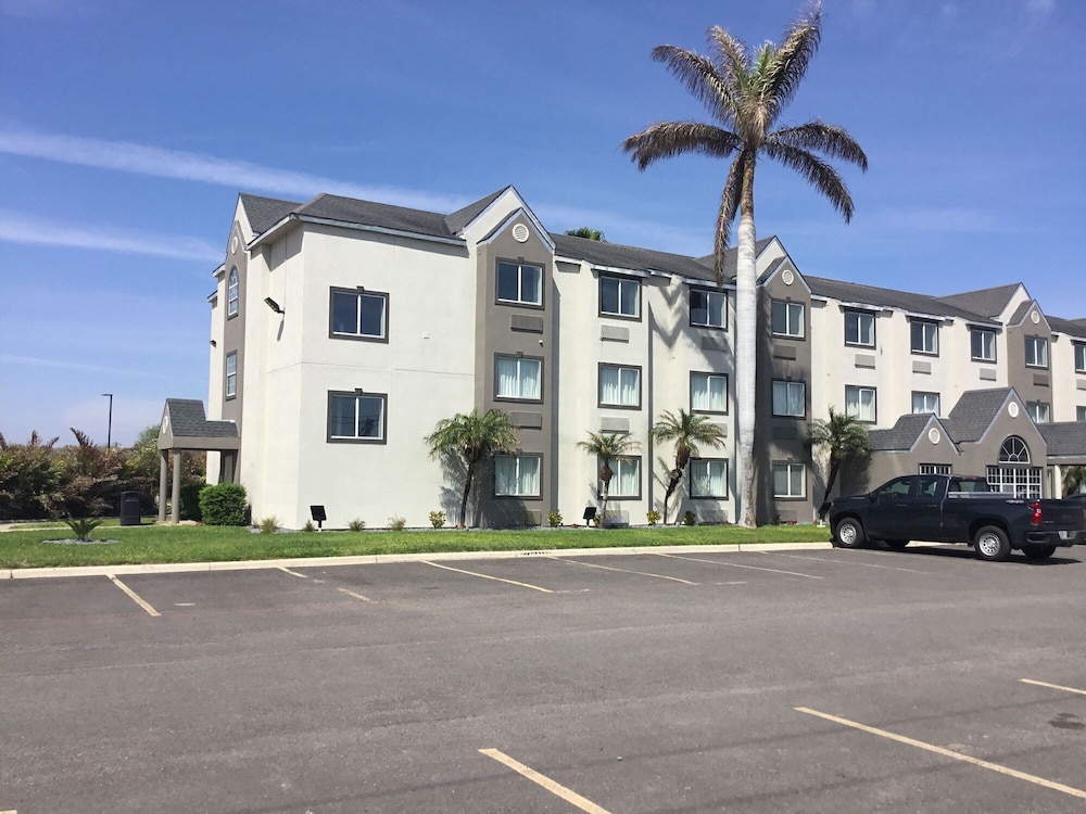 Motel6 McAllen, TX - East 49/60