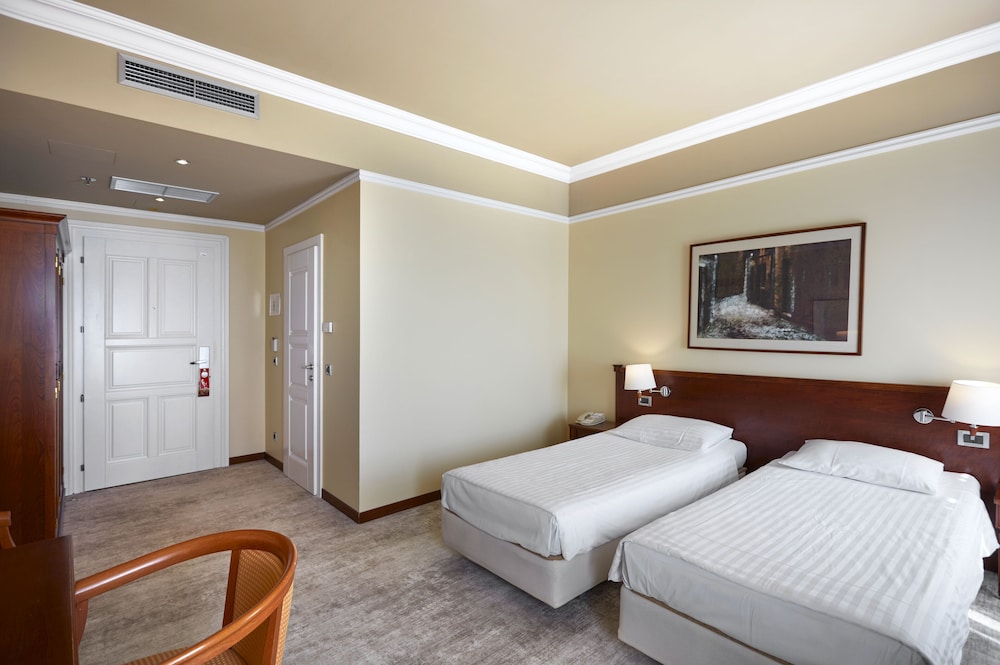 Bristol Hotel Opatija by Luminor Hotel Collection 15/65