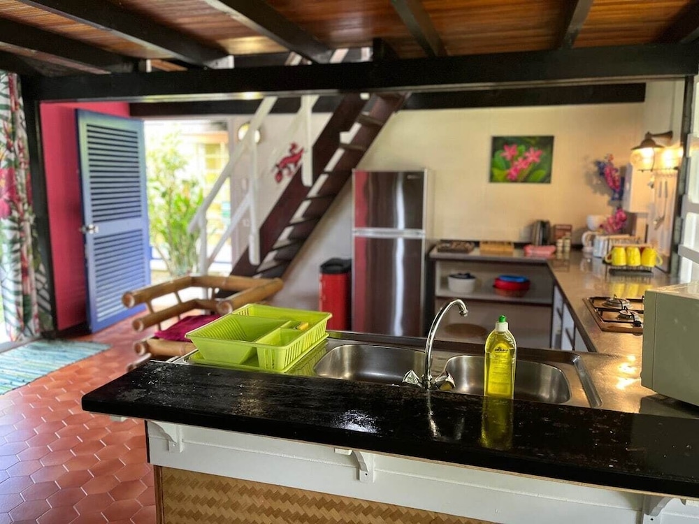 Linareva Moorea Beach Resort 21/50