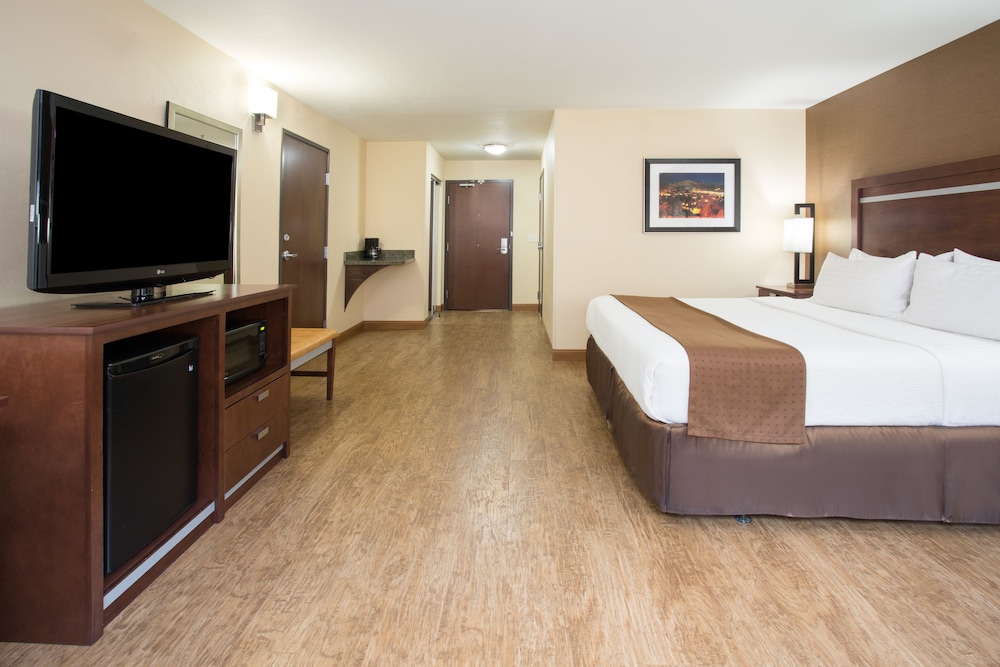 Holiday Inn & Suites Durango Downtown 12/57