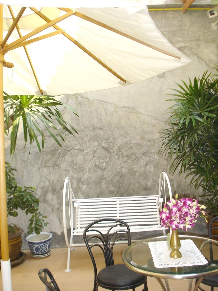 The Bang Khun Phrom Suites 5/36