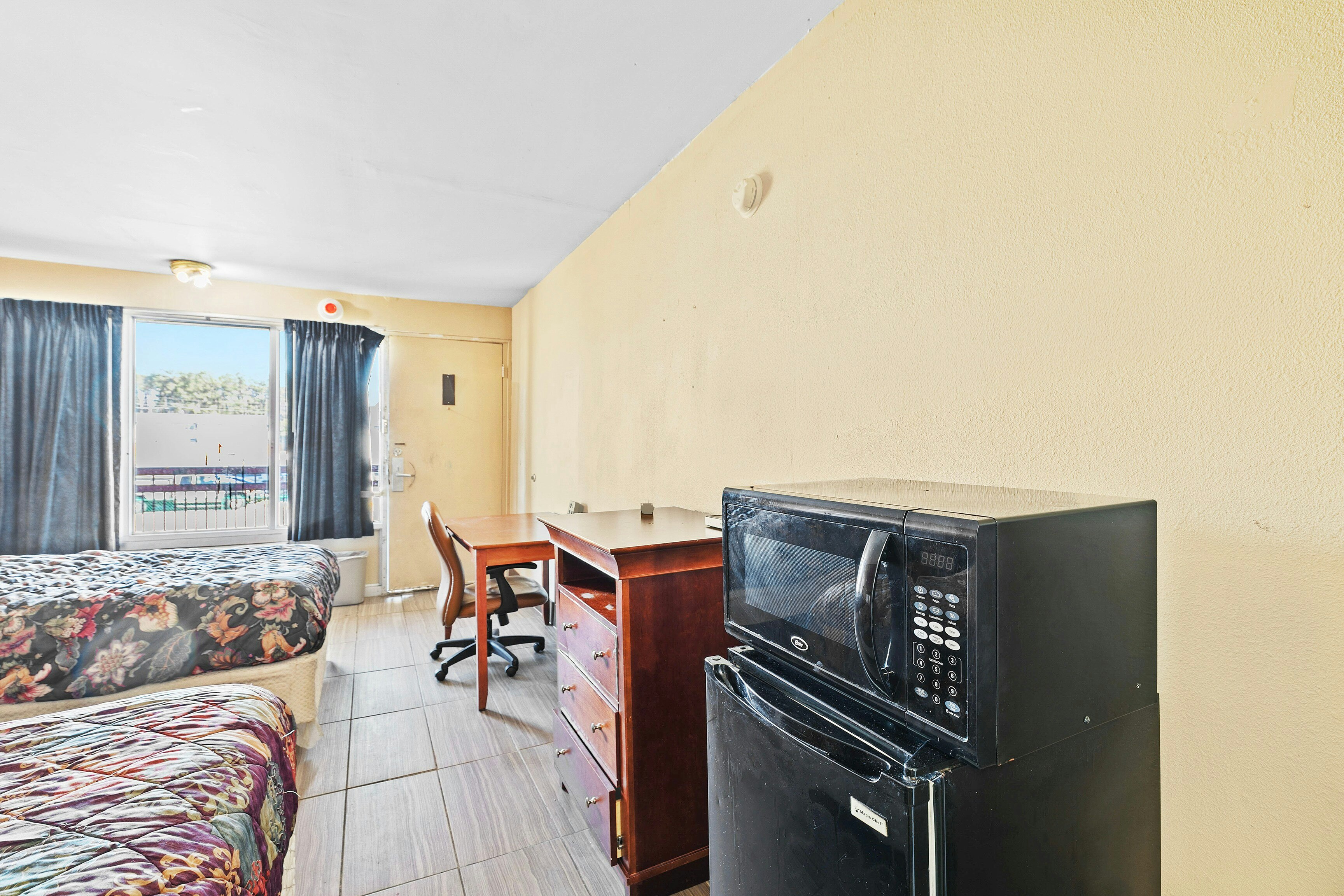 Luxury Inn By Hotel O Hattiesburg, MS 33/50
