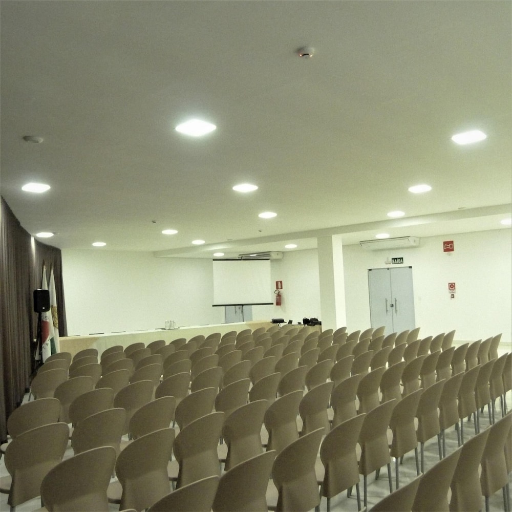 Hotel H2 Congonhas 55/62