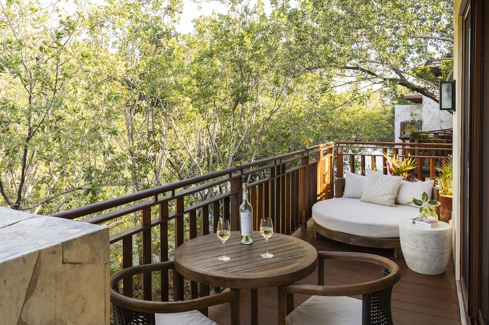 Fairmont Mayakoba 70/74