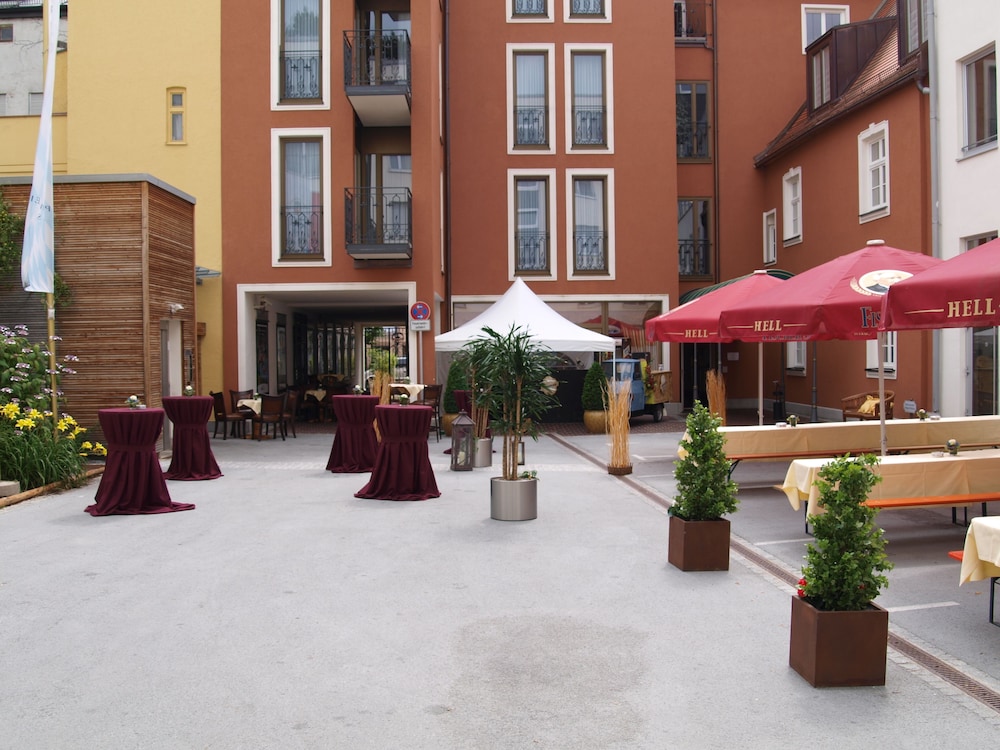 Hotel zum Erdinger Weissbrau 45/67