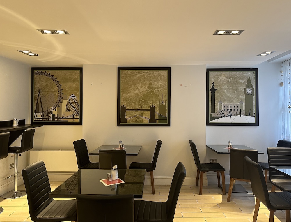 Bloomsbury Palace Hotel 38/50