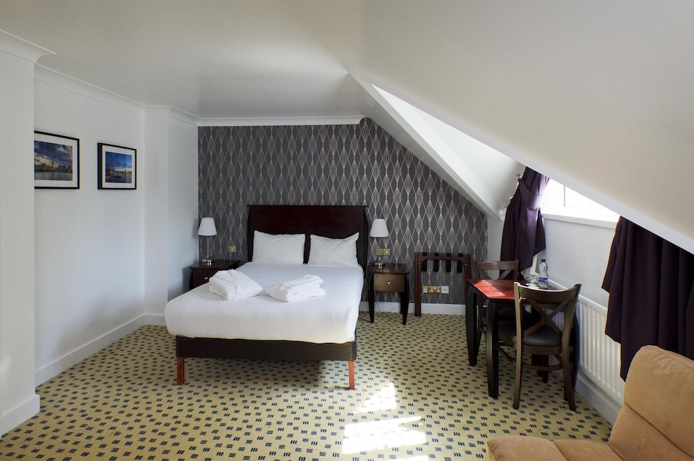 Budget, Double Bed, No Window