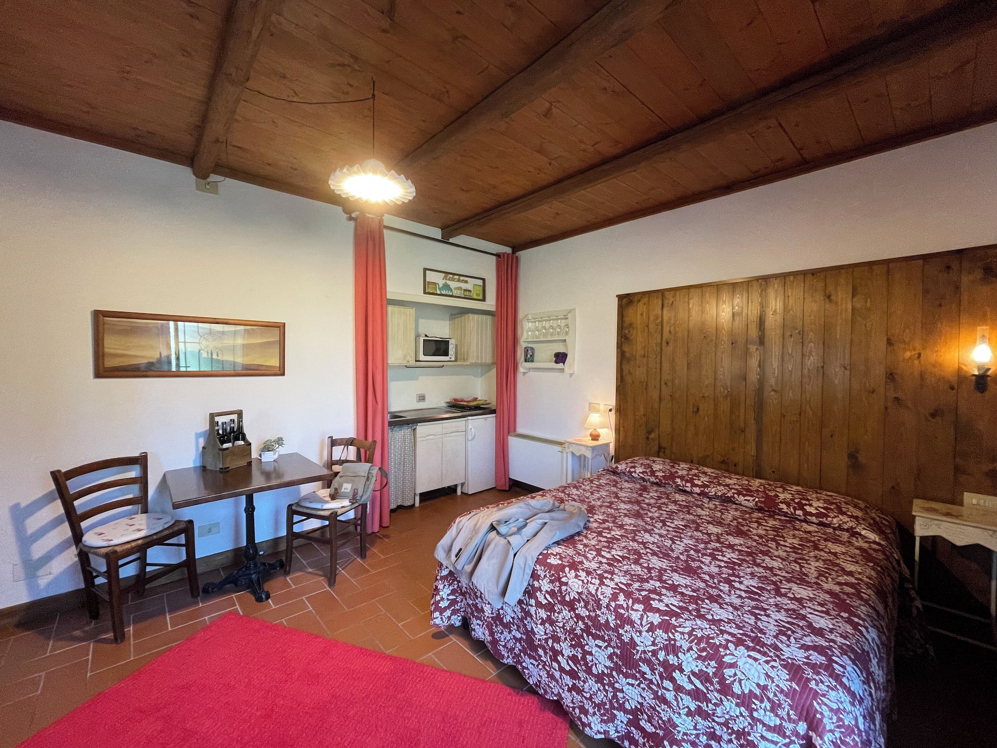 BASIC, STUDIO, VINEYARD VIEW, GROUND FLOOR