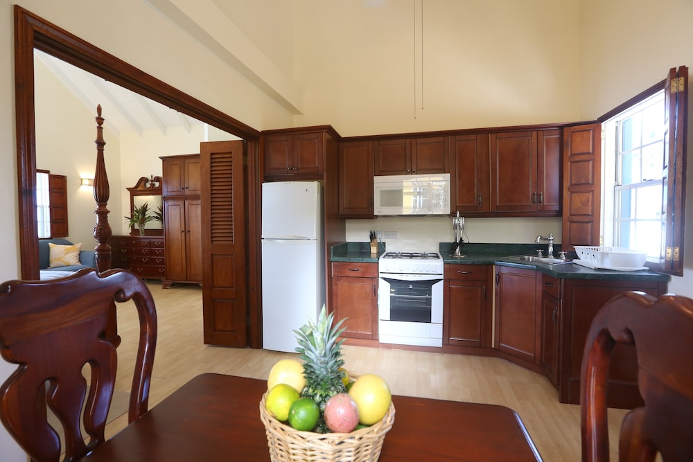 Villa Beach Cottages 10/50