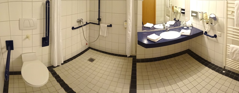 Ascot Bristol Hotel Potsdam 53/55