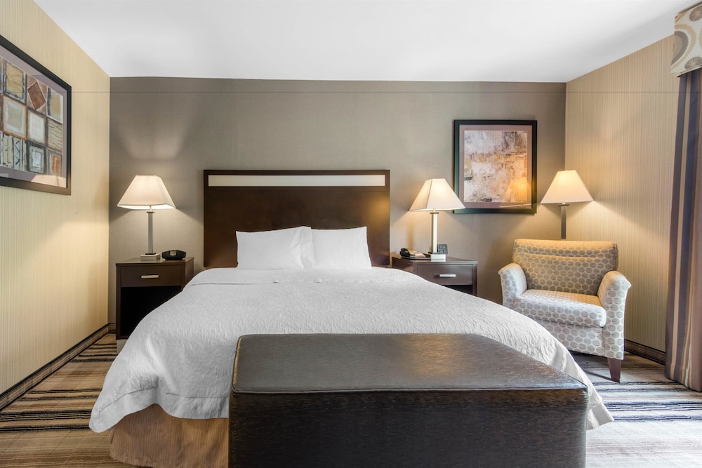 Hampton Inn Meadville 18/45